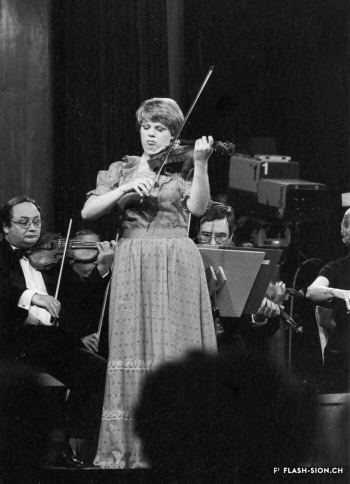 Madeleine Carruzzo lors du Festival Tibor Varga, 1983 ©Oswald Ruppen, Médiathèque Valais – Martigny