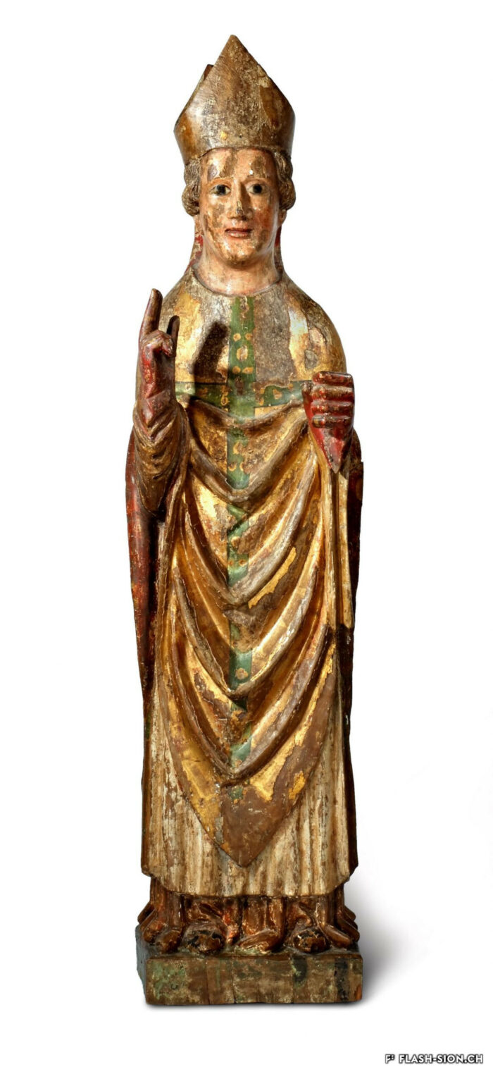 Représentation probable de Théodule en saint évêque. Noyer polychromé, 14e siècle © Musées cantonaux du Valais - Jean-Yves Glassey, Musée d’histoire du Valais