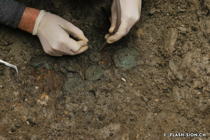 Détail de fouille, 2017 © ARIA SA, Sion