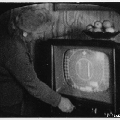Les premières images captées de la TV lors des tests du réémetteur, 1957-1958 © Archives de la Ville de Sion, fonds Michelotti