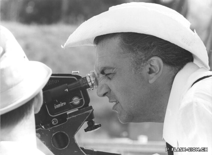 Federico Fellini sur le tournage de « La Dolce Vita », 1960 © Fondation Fellini