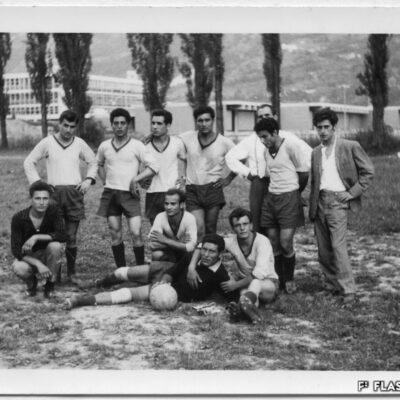 Une équipe de football italienne, à l’origine de la création de la Colonie, vers 1960 © archives de la Colonia Italiana