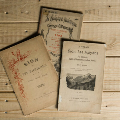 Divers guides de voyages de Sion et ses environs, Archives de la Ville de Sion © Archives de la Ville de Sion, Pentamedia