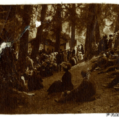 La messe du 15 août à la chapelle catholique Notre Dame du Bon Conseil des Mayens-de-Sion, 1895, Archives de la Ville de Sion