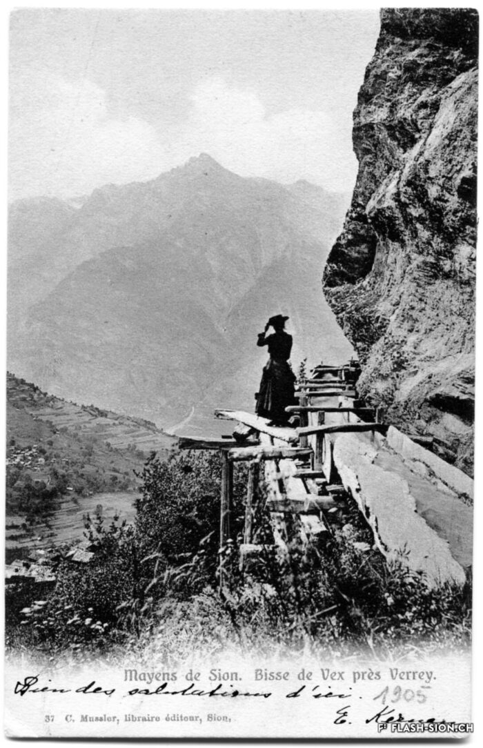 Promenade sur le bisse de Vex, 1905, C. Mussler, libraire-éditeur, Sion, Archives de la Ville de Sion