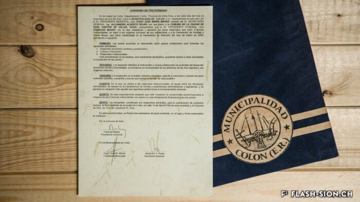 Le 7 novembre 2006, les villes de Sion et de Colón signent une convention de jumelage, Archives de la Ville de Sion © Archives de la Ville de Sion, Pentamedia