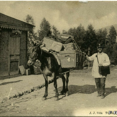 Poste de montagne aux Mayens-de-Sion, vers 1915, Jullien frères, Phot.-Editeurs, Genève, Archives de la Ville de Sion