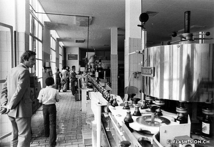 Visite de la Brasserie Valaisanne, 1973-1977 © Treize Etoiles, Médiathèque Valais – Martigny