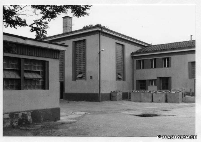 Les abattoirs vus du sud-est, 1990-1991 © Primula Bosshard, Archives de la Ville de Sion