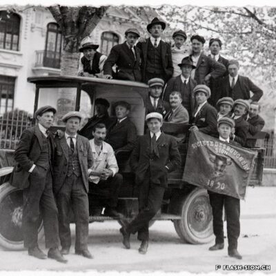 Société des bouchers de Sion, 1930, provenance Micheline Gachnang, reproduction Archives de la Ville de Sion