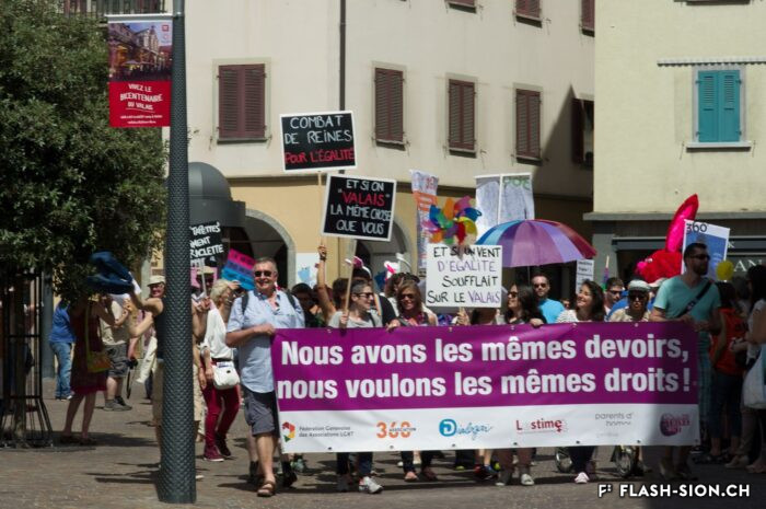 Parade de la Pride Valais/Wallis en 2015 © Alain Dorsaz, Archives de la Ville de Sion