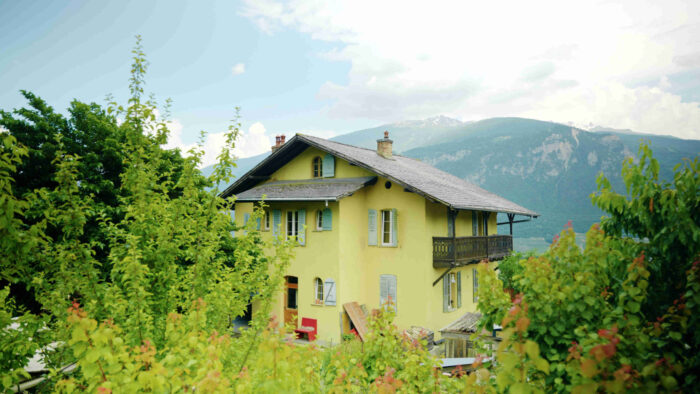 L’ancienne maison de la famille Roussopoulos à Molignon, 2023 © Pentamedia, Archives de la Ville de Sion