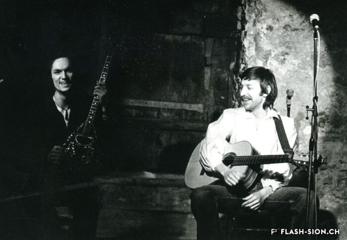 Henri Dès accompagné par Jacky Lager le 22 janvier 1976 au Petithéâtre, Archives de la Ville de Sion, fonds du Petithéâtre